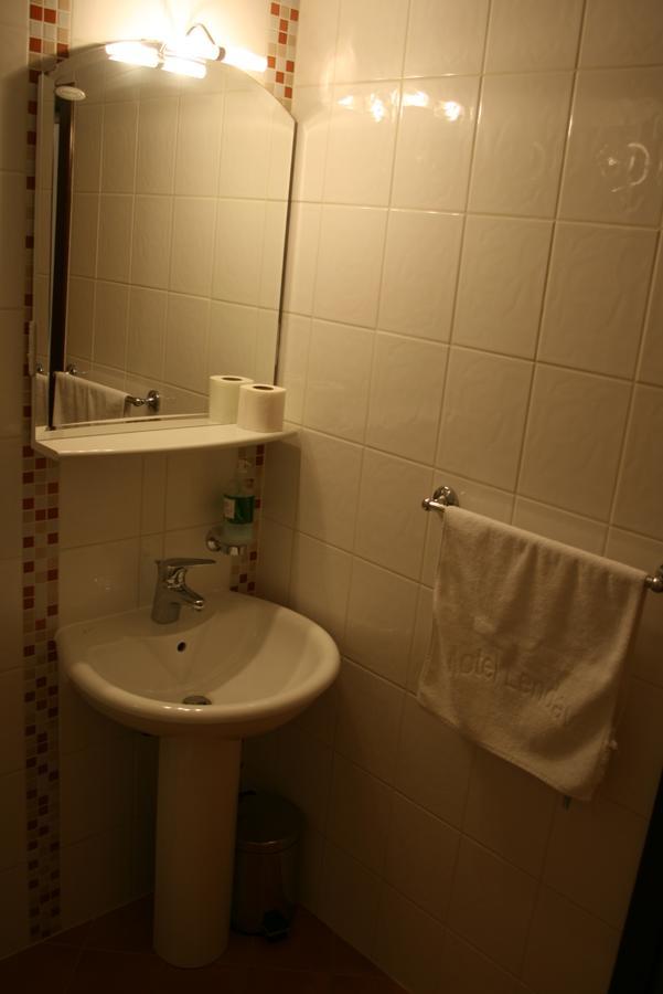 Motel Maksumic Jablanica エクステリア 写真