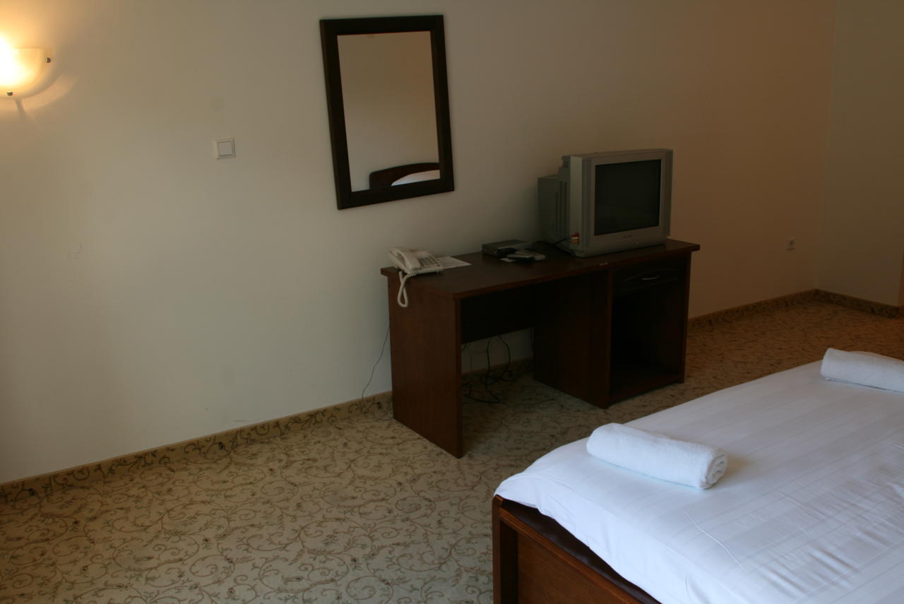 Motel Maksumic Jablanica 部屋 写真